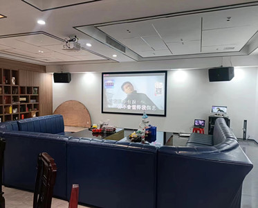 專(zhuān)業(yè)卡拉OK娛樂(lè )室