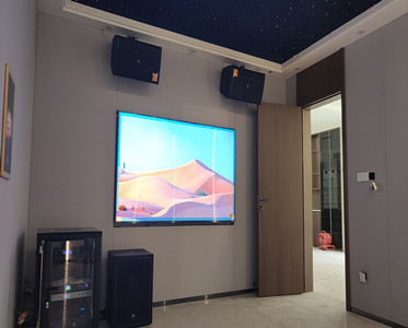 曉月湖別墅K歌娛樂(lè )